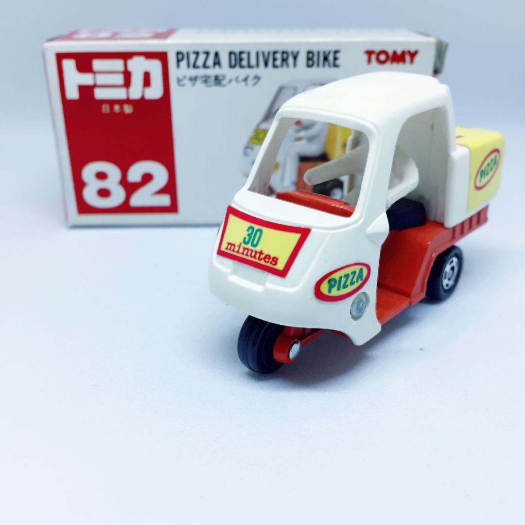 tomica 82