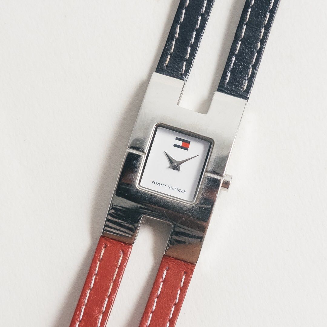 Girls tommy hilfiger watch hot sale