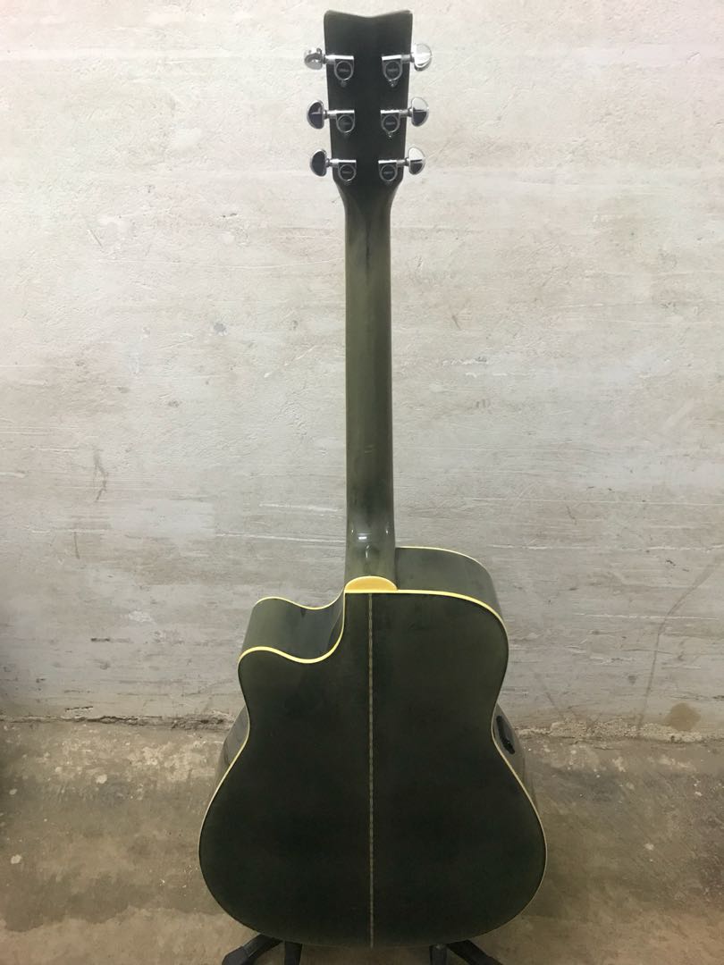 Yamaha fg441c on sale