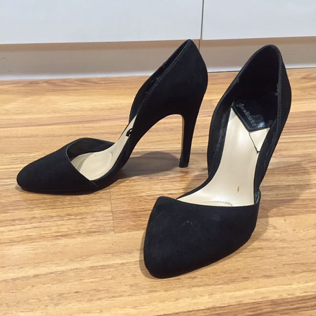Black stiletto stradivarius heels 