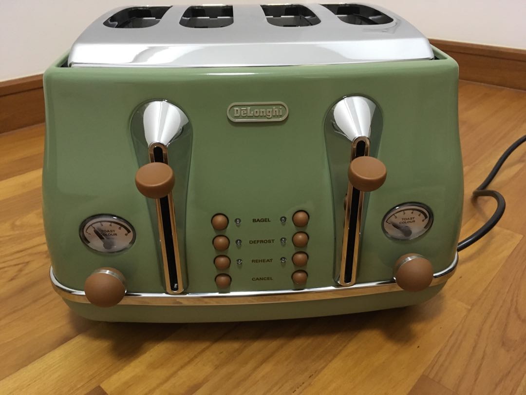 bord bom Foto DeLonghi Icona vintage toaster, TV & Home Appliances, Kitchen Appliances,  Coffee Machines & Makers on Carousell