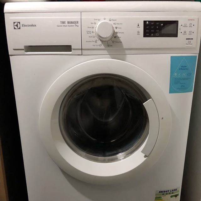 Electrolux Washer / Washing Machine, Home Appliances on Carousell