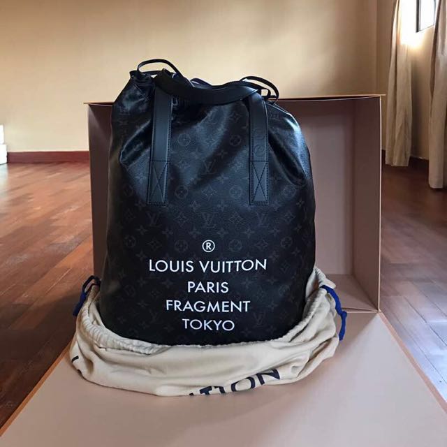 Louis Vuitton x Nigo double phone pouch LV , Men's Fashion, Bags, Belt  bags, Clutches and Pouches on Carousell