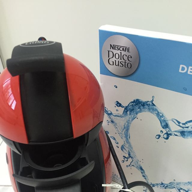 Nescafe Dolce Gusto Machine w descaling, TV & Home Appliances, Kitchen Appliances, Coffee