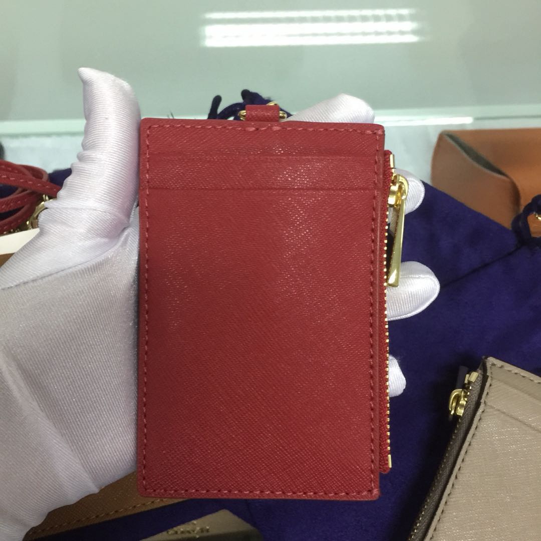 Tory Burch Robinson Lanyard Women s Fashion Bags Wallets Wallets Card Holders on Carousell