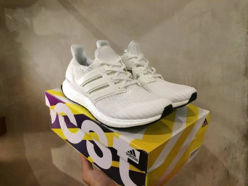 Adidas ultra boost 4.0 triple white xt discount