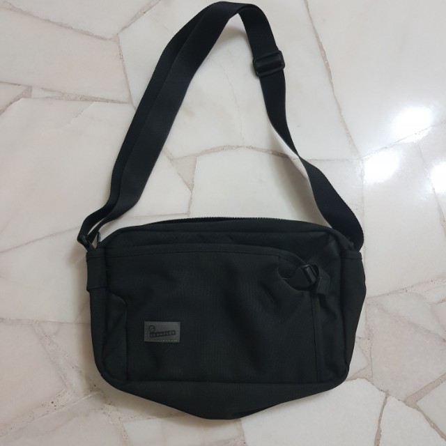 crumpler sling