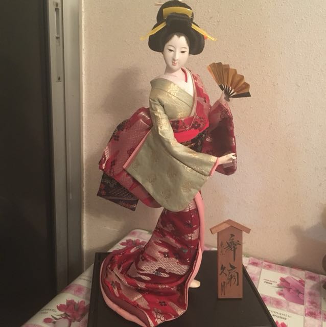 antique japanese geisha dolls