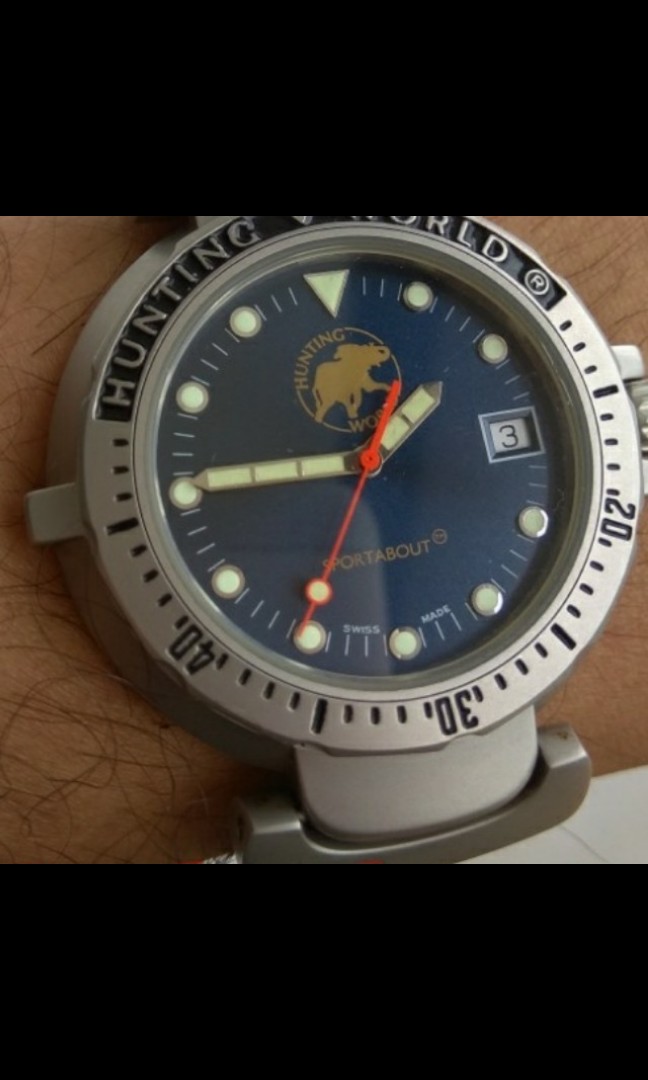 Hunting world watch store