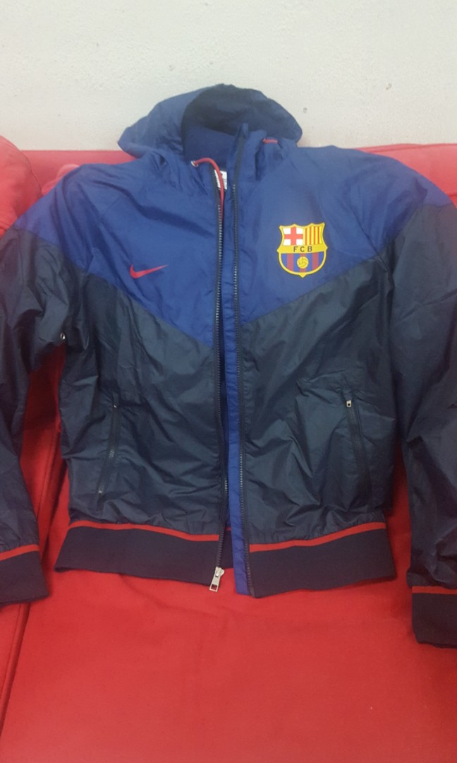 nike barcelona windbreaker