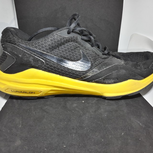 sepatu nike lunar