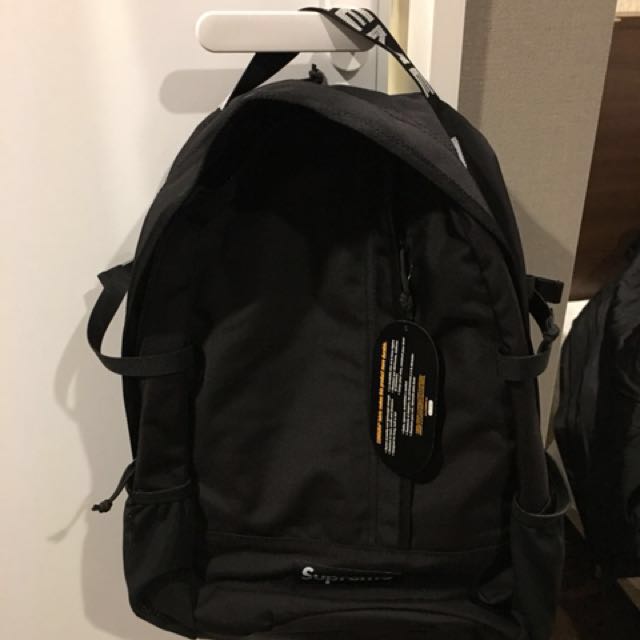 fashion brand supreme