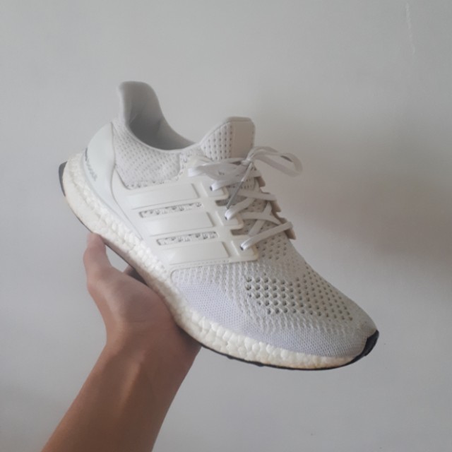 Ultra boost triple white 1.0 vs 2.0 discount