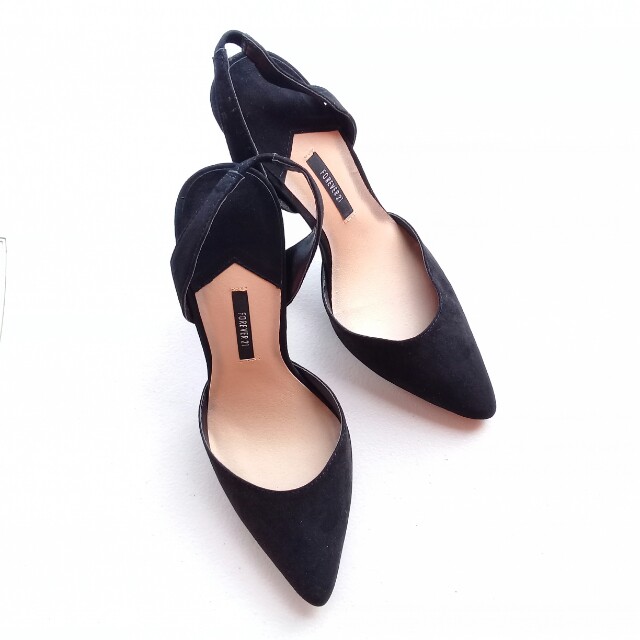 FOREVER 21 WOMEN S 4.5