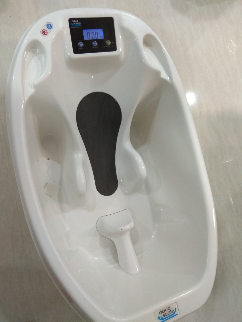 Aqua Scale Baby Bath Tub, Babies & Kids, Bathing & Changing, Bathtub