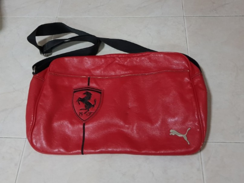 puma red sling bag