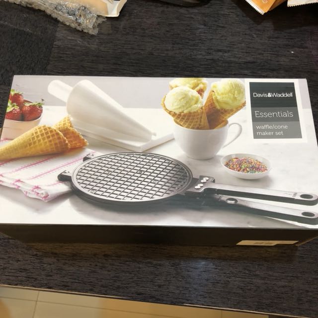 davis & waddell waffle maker