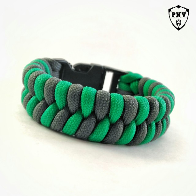 Fishtail Paracord Bracelet Men S Fashion Accessories On Carou Photo