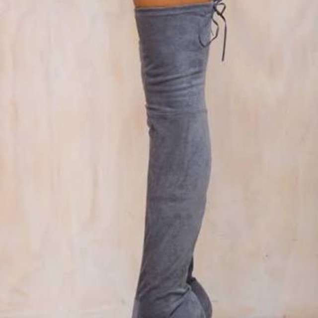 Lipstik thigh high boots Women s Fashion Shoes on Carousell