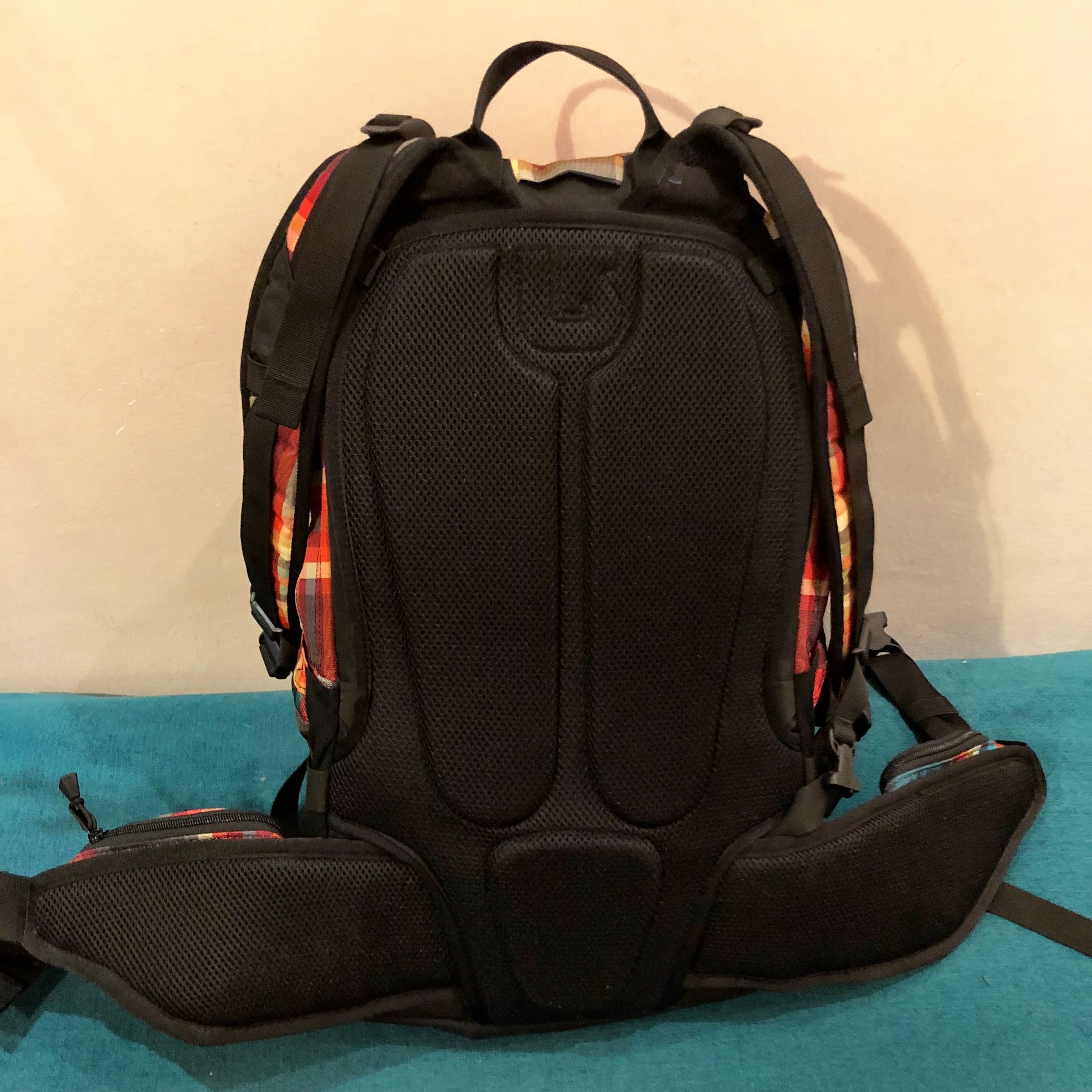 Mint Burton Rider’s Pack Majestic Black Plaid Backpack, Men's Fashion