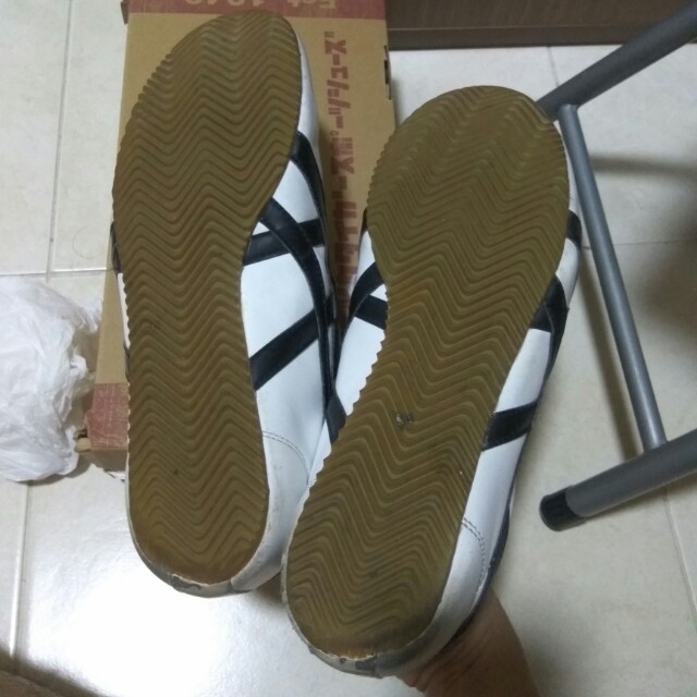 onitsuka tiger tai chi white