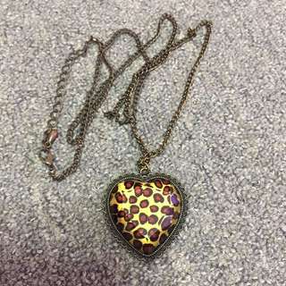 二手 豹紋 心形 長頸鏈64210709071491110