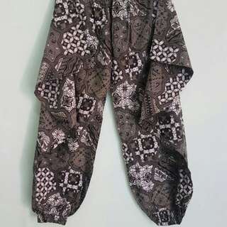 Celana motif batik (c6)