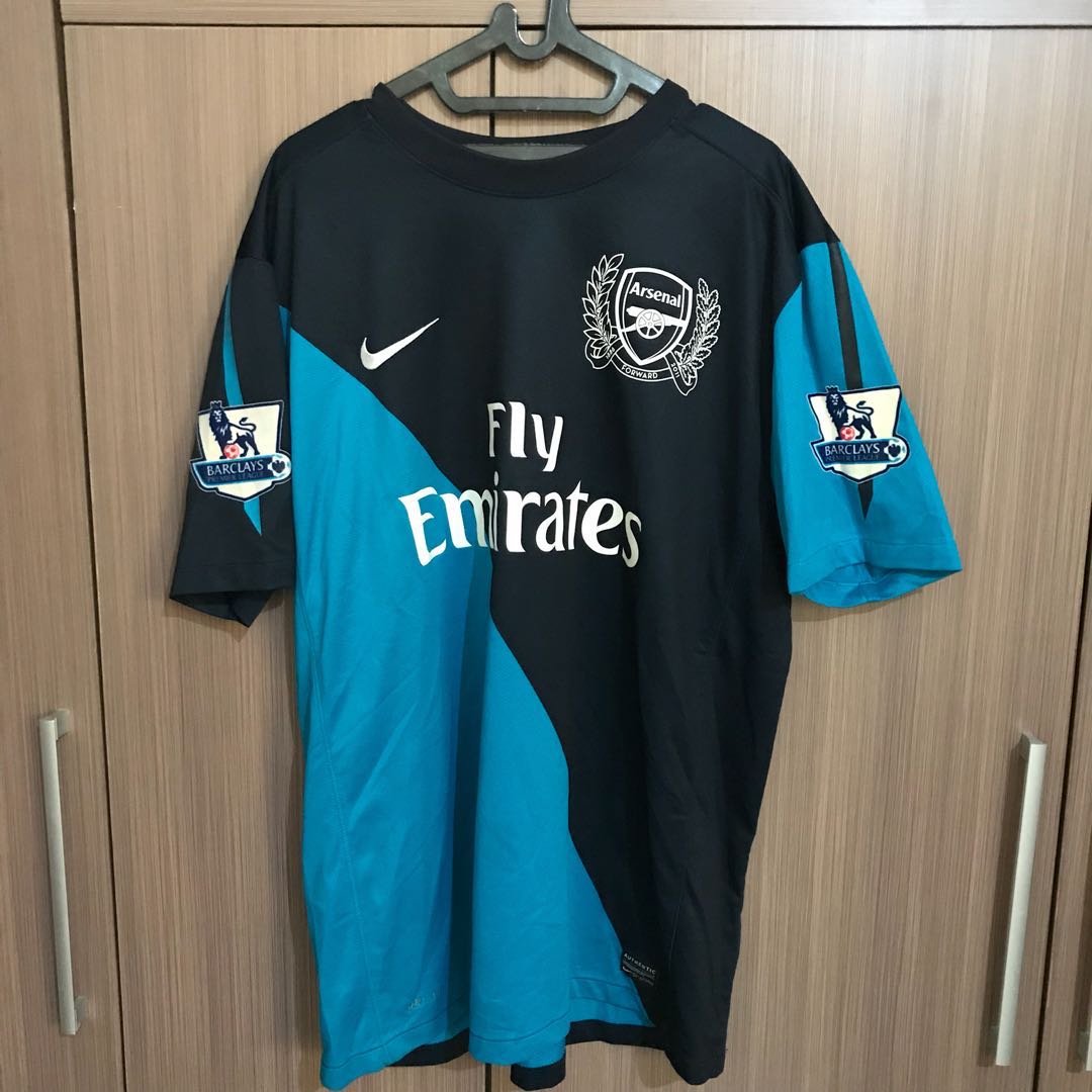 Arsenal 125th Anniversary Away Shirt Artera 8 With Bpl Patch Original Olah Raga Baju Olahraga Di Carousell
