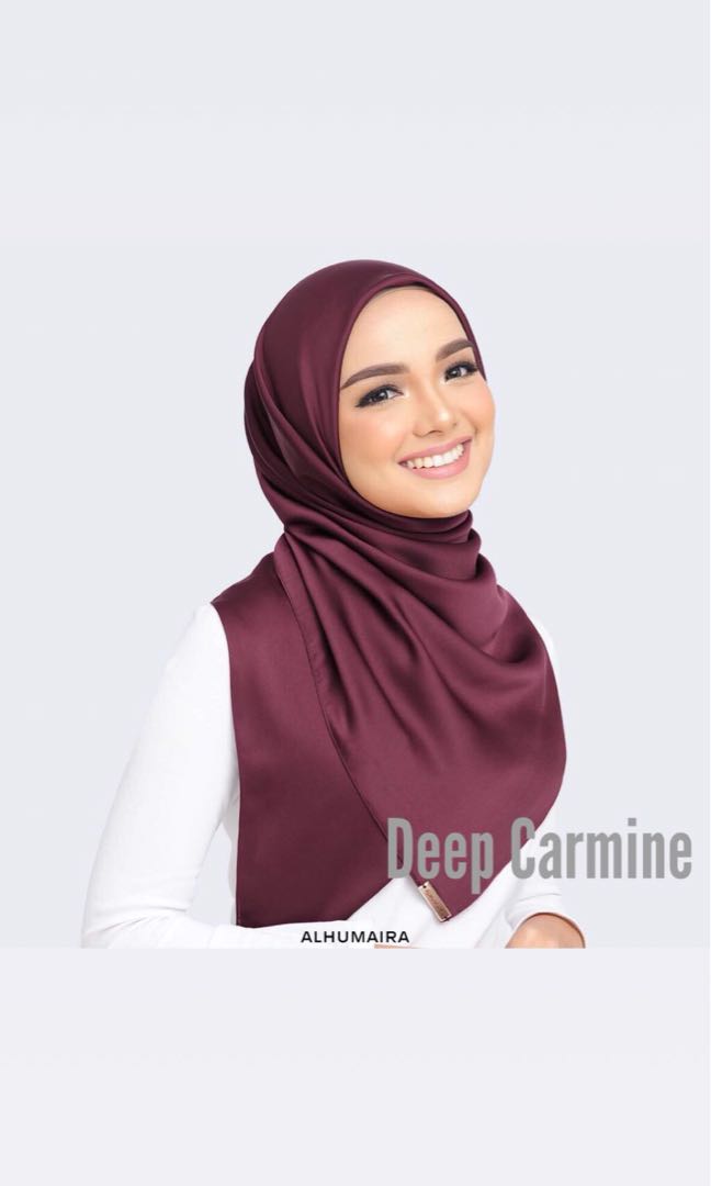 Aurra Square Scarf Alhumaira Muslimah Fashion Scarves On Carousell