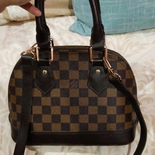 LV Alma (copy ori Gred A), Women's Fashion, Bags & Wallets, Purses &  Pouches on Carousell