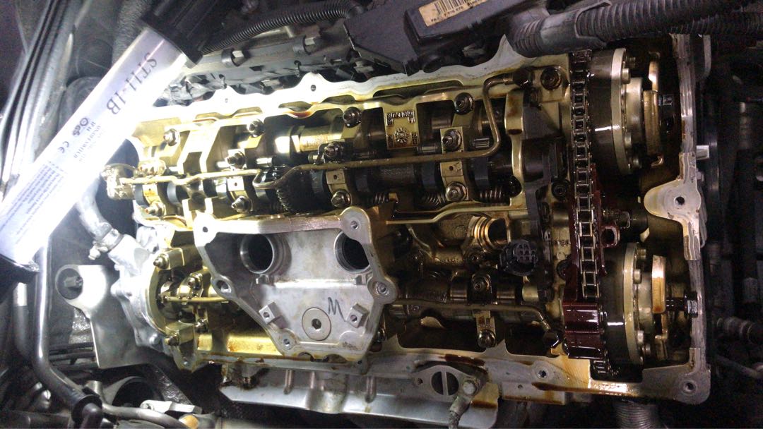 BMW E90 valve seal replacement, Car Accessories, Accessories on Carousell