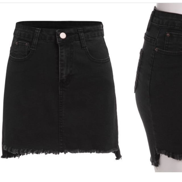 black denim skirt size 6