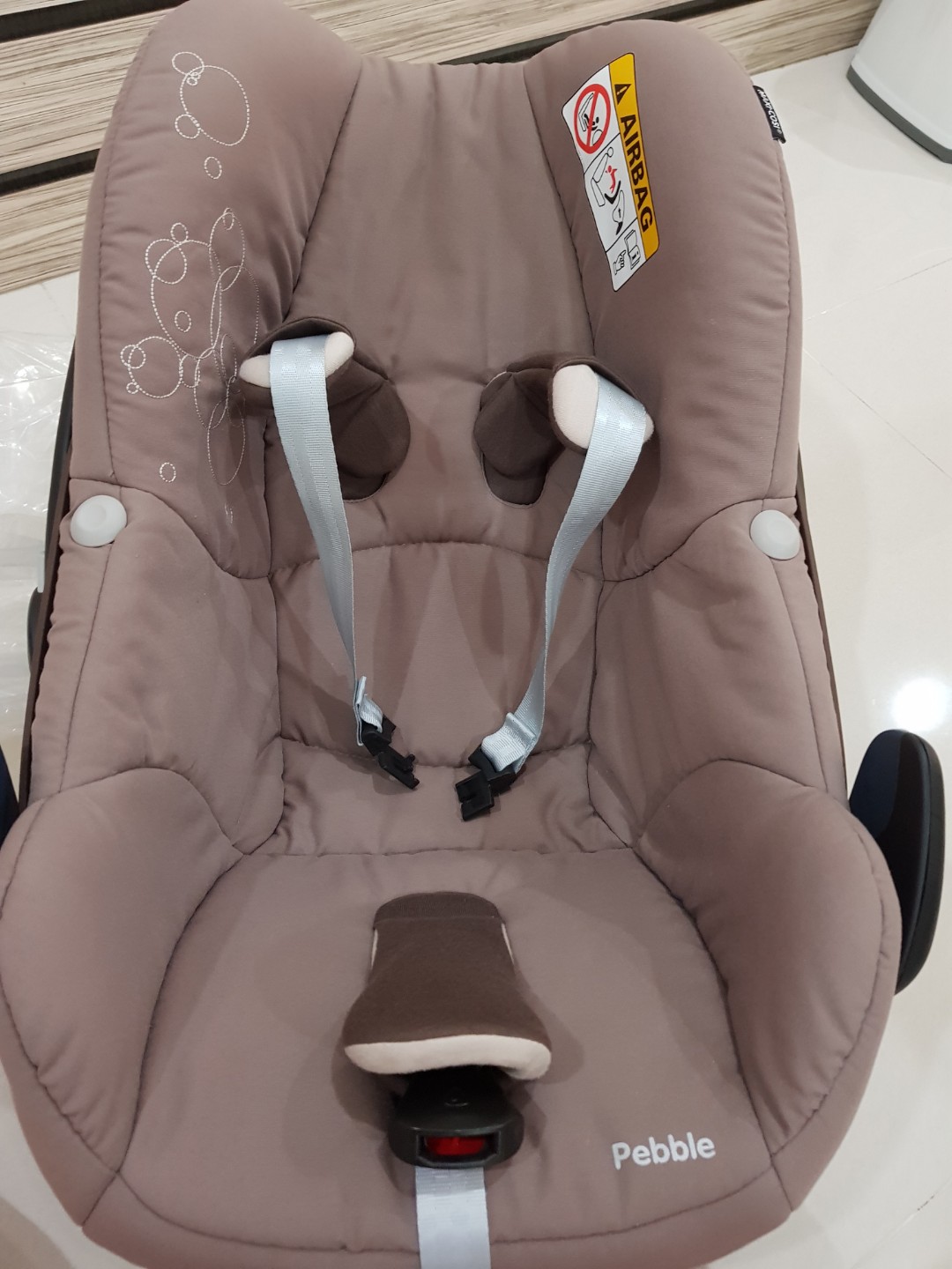maxi cosi pebble airplane