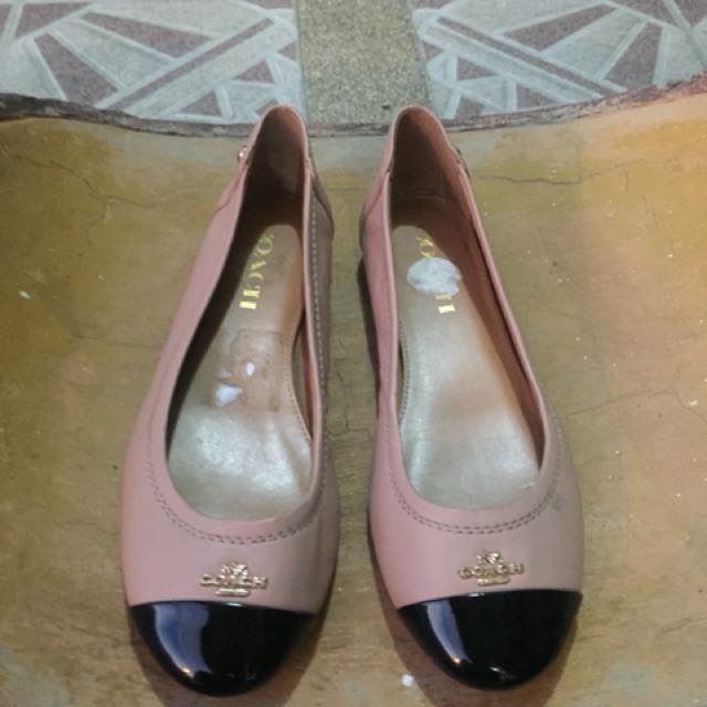 coach chelsea flat shoes