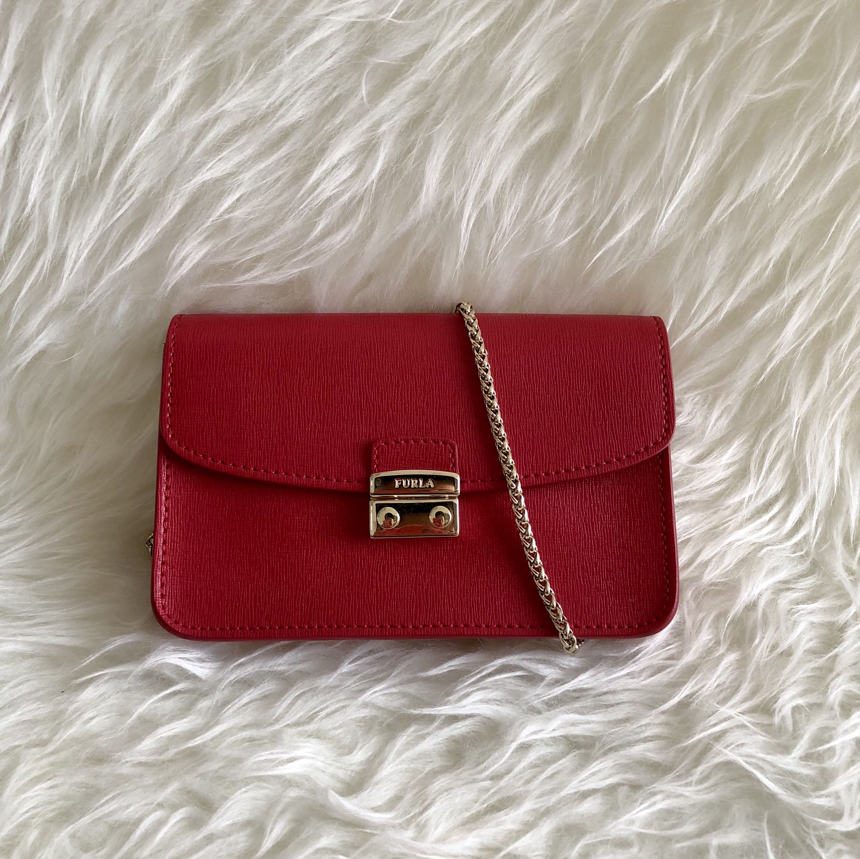 Furla sling hotsell bag 2018