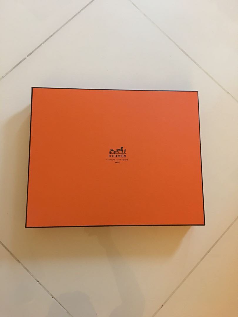 Hermes box, Luxury, Accessories on Carousell