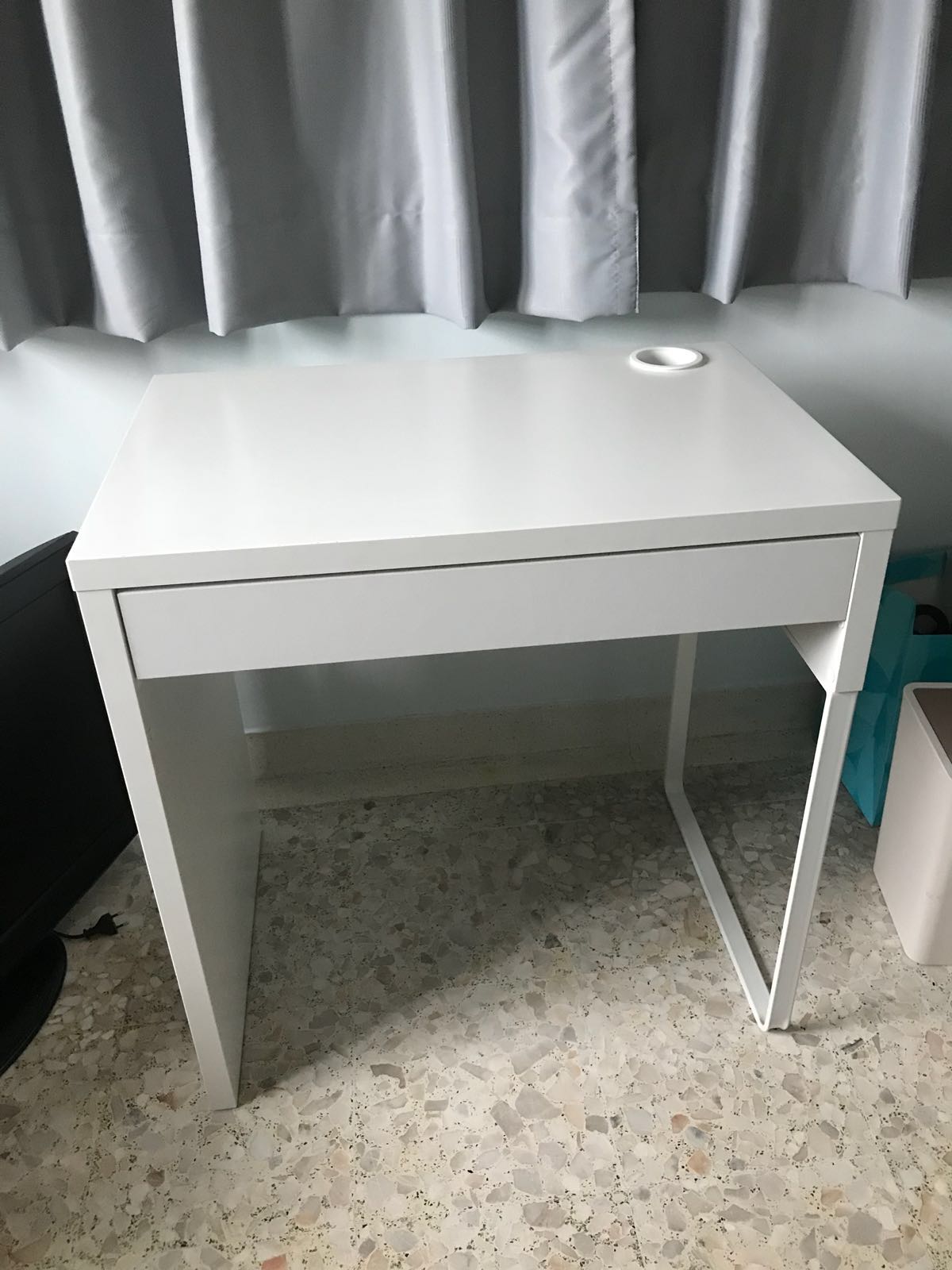 Ikea Work Desk White Furniture Tables Chairs On Carou