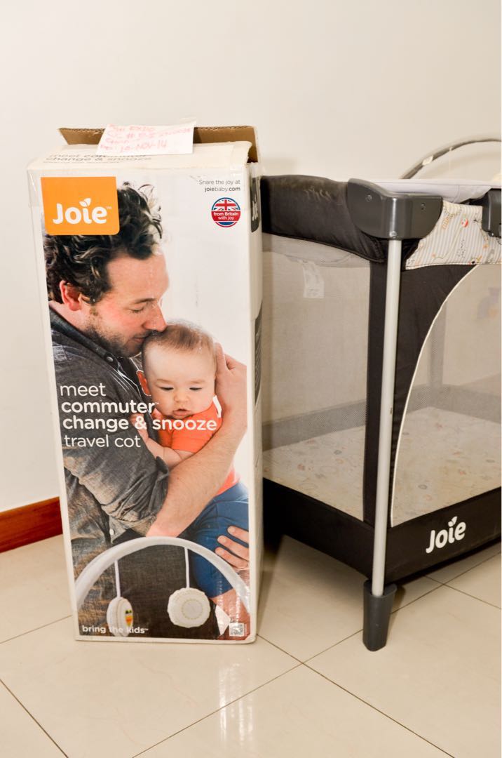 Joie meet commuter travel cot best sale
