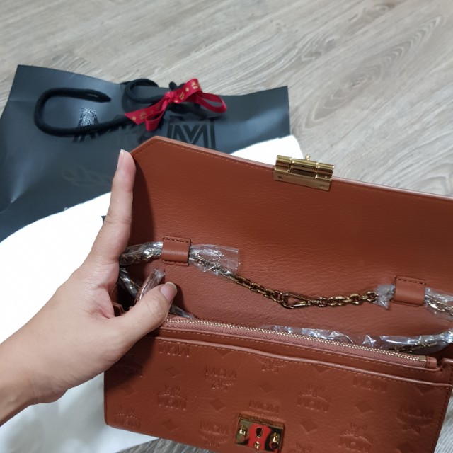Reduce to 500 MCM millie monogrammed crossbody bag