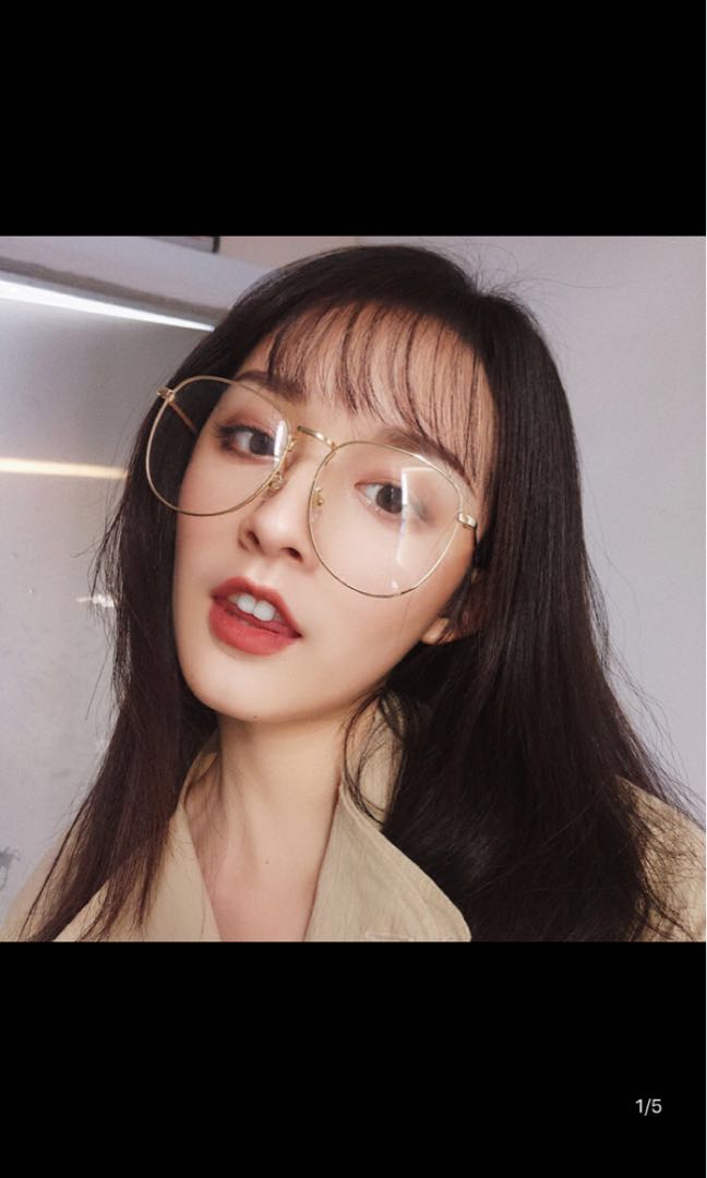 Minimalist Aesthetic Glasses Instock Women S Fashion Watches Accessories Other Accessories On Carousell