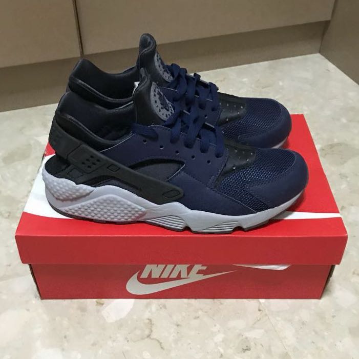 red and navy blue huaraches