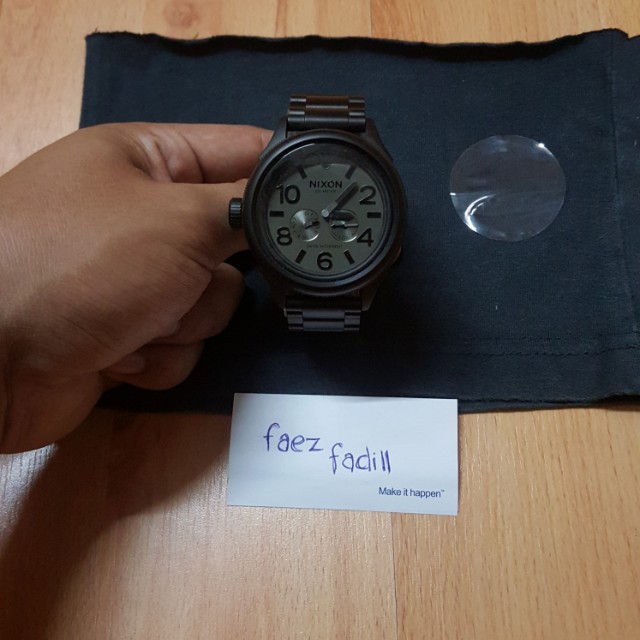 Nixon october sales tide watch