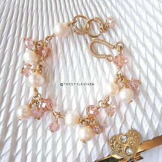 Handmade Elegant Pearl Bracelet (2 colors)