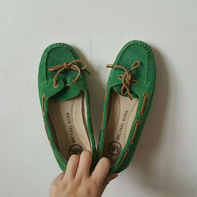 mk boat shoes