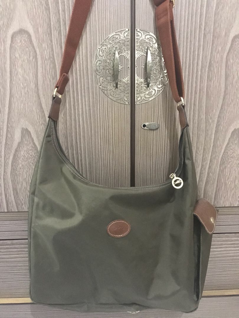 olive longchamp bag