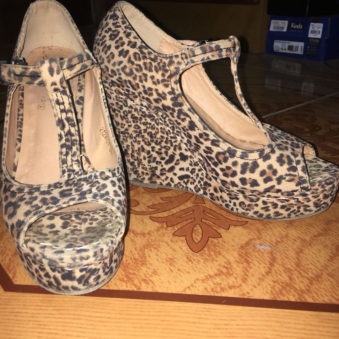 Primadonna Leopard Wedge Women S Fashion Shoes On Carousell