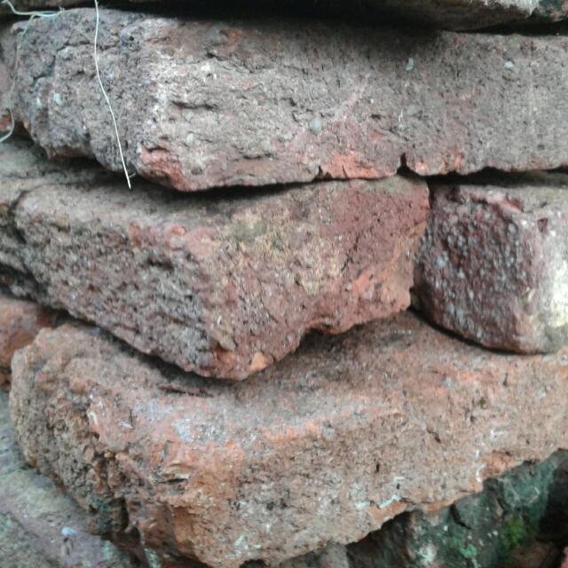 Rustic Bricks (Category: Craft Supplies & Tools) located in Singapore. Submitted by decodesigns (Listing ID 159323146, Image 2). Description: .