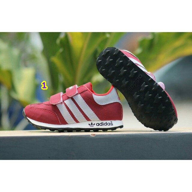 Foto sepatu top adidas jaman sekarang