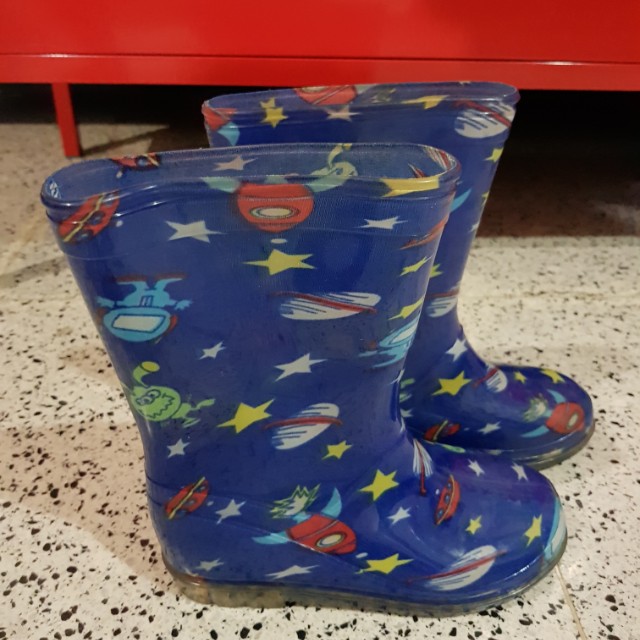 Sepatu Boot Karet Anak Momratu Babies Kids Boys Apparel On Carousell