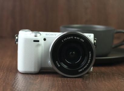 二手）SONY NEX-5R 連E PZ 16-50mm (F3.5-5.6) OSS Lens 無反相機